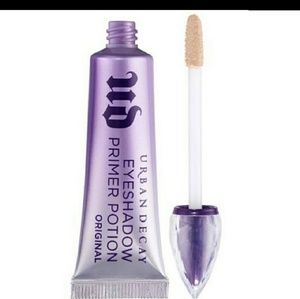 BNIB UD primer potion